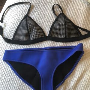Triangle matching bikini set